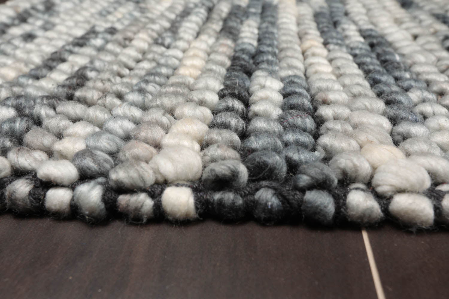 Multi Size Shades of Gray Color Hand Made Mat 100% Polyester� Modern & Contemporary Oriental Rug