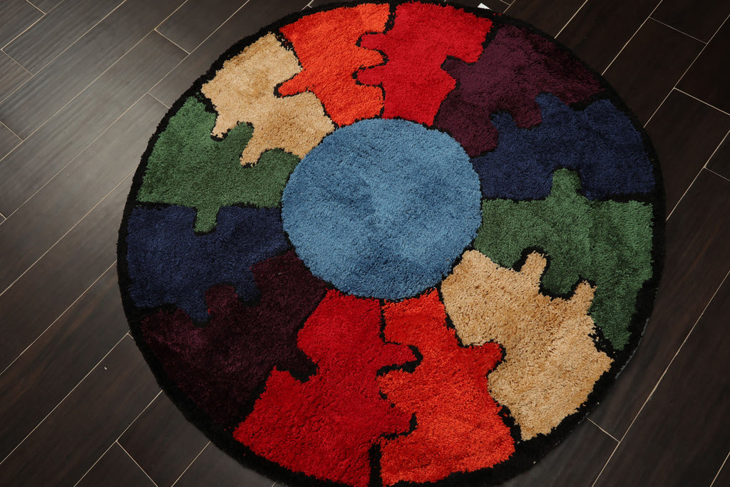 Round Blue, Red, Purple Color Hand Tufted Oriental Area Rug Polyster/Cotton Blend Contemporary Oriental Rug